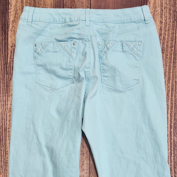 Gloria Vanderbilt Cropped Capri Pants Size 10 Solid Aqua Blue Slimming Effect - Picture 4 of 9